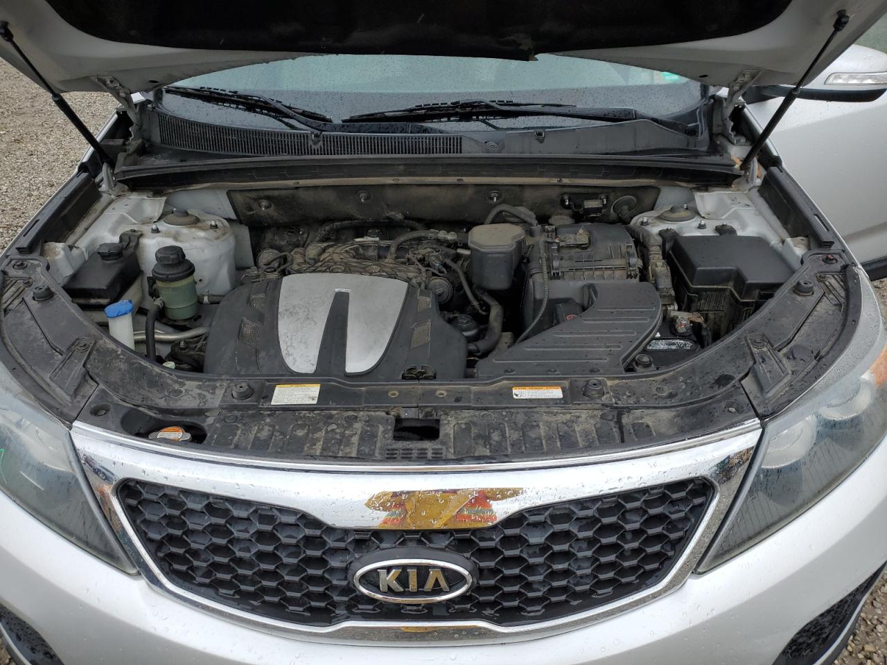 2013 Kia Sorento - Image 12
