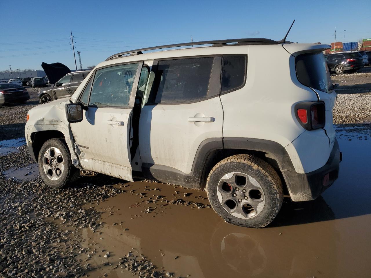 2017 Jeep Renegade - Image 2