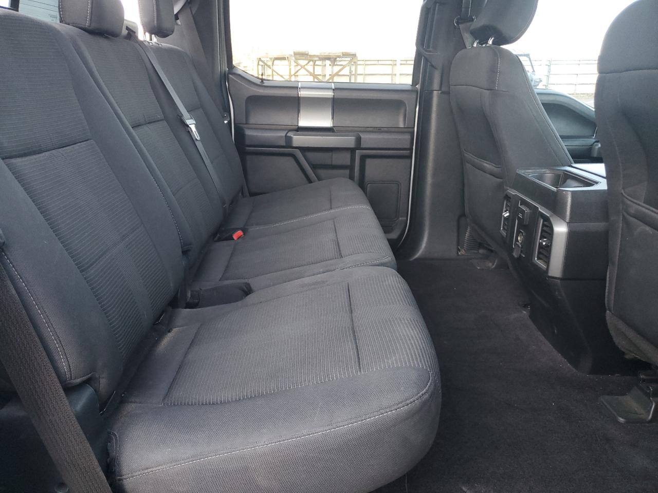 2016 Ford F-150 - Image 10