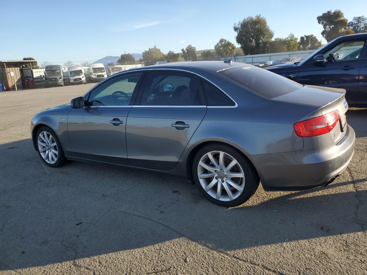 VIN WAUFFAFL6DN011400 2013 AUDI A4 no.2