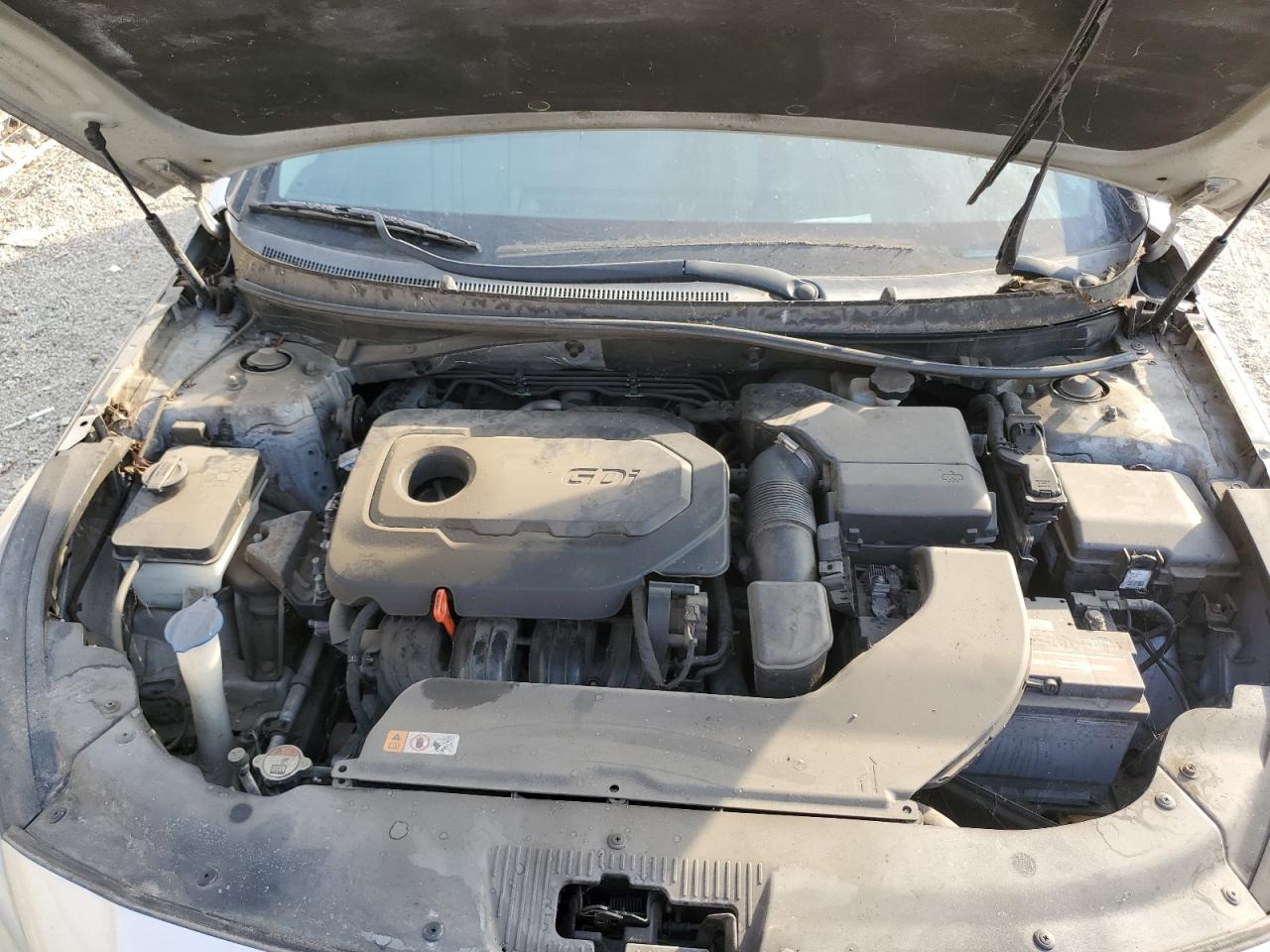 2015 Hyundai Sonata - Image 11