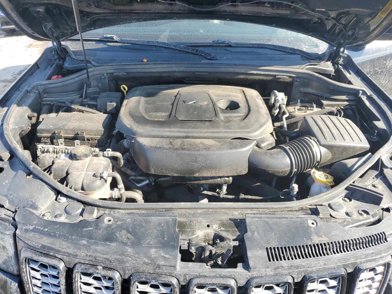 2019 Jeep Grand Cherokee - Image 12