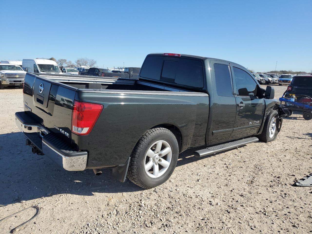 2008 Nissan Titan - Image 3