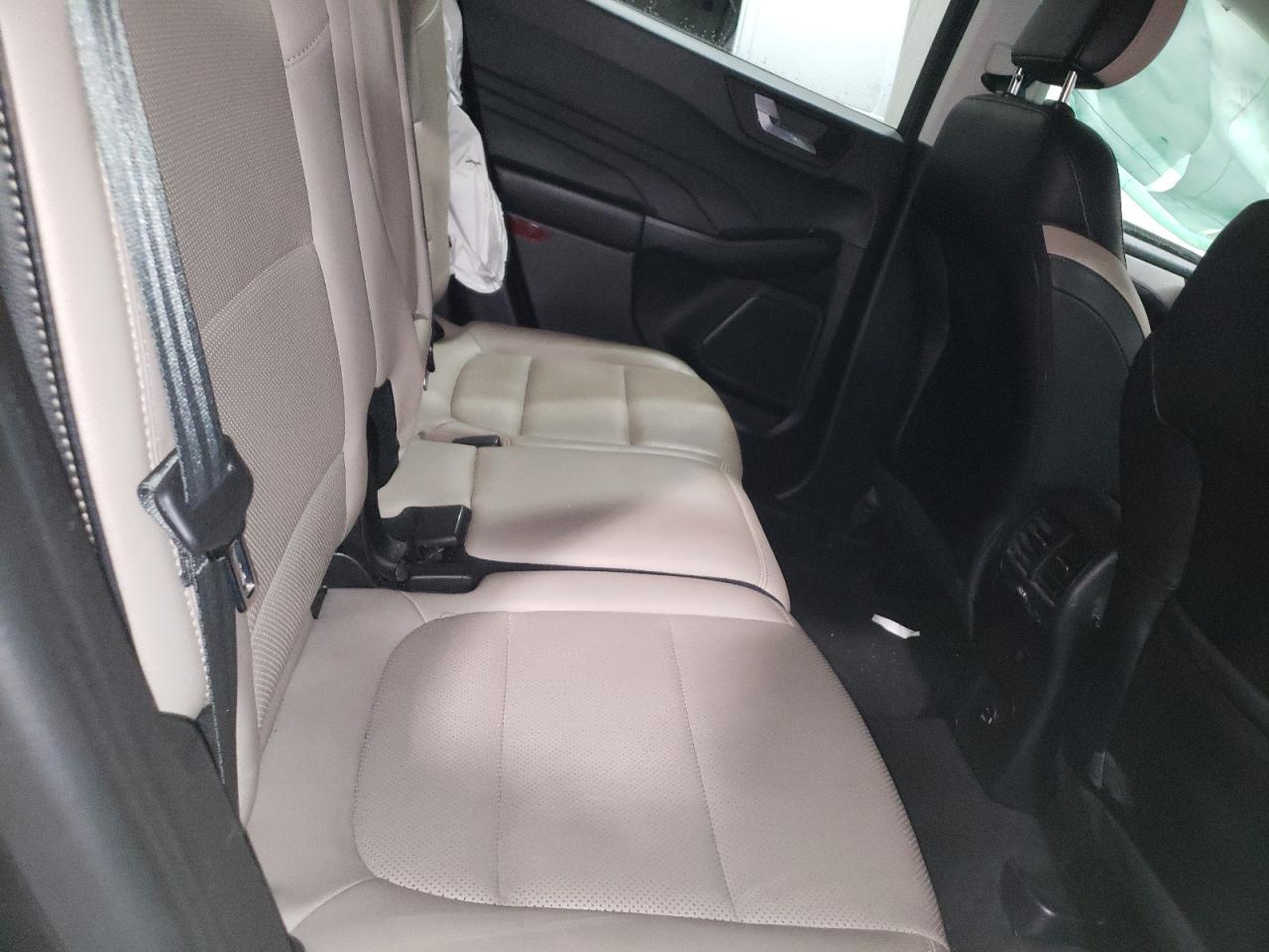 2021 Ford Escape - Image 11