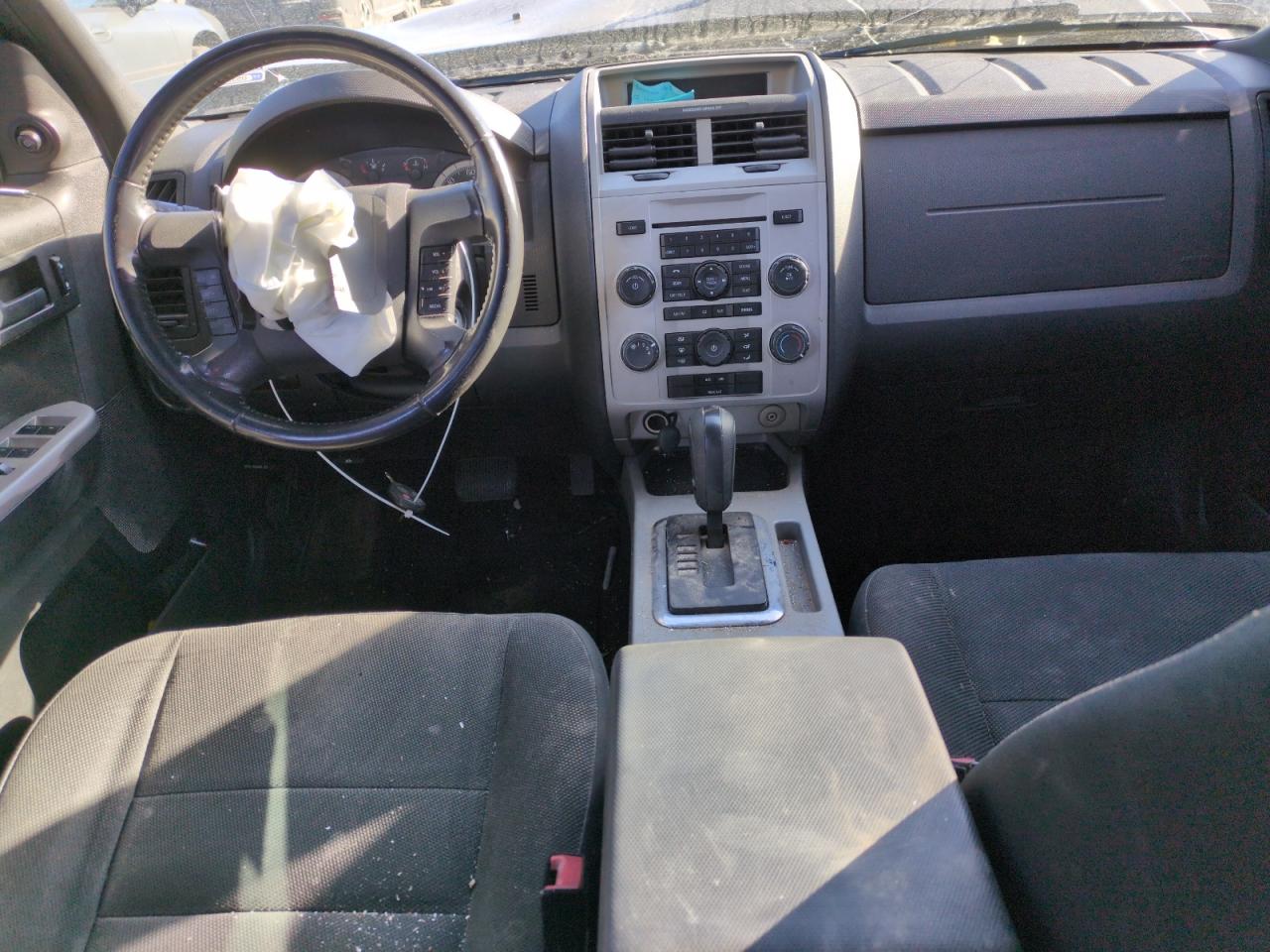 2009 Ford Escape - Image 8