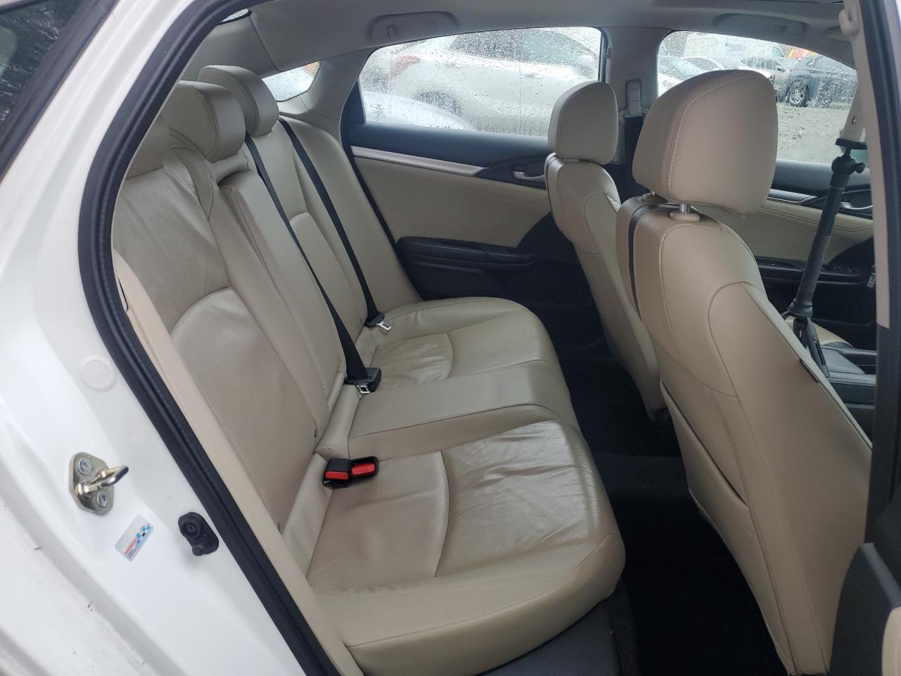 2016 Honda Civic - Image 11