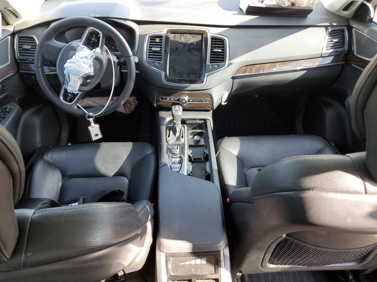 2019 Volvo XC90 - Image 8