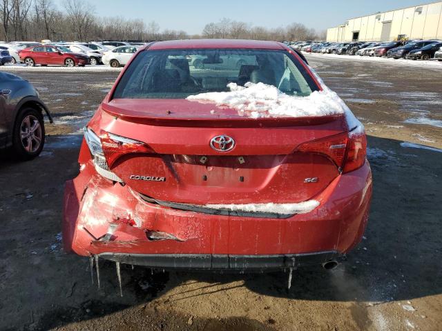  TOYOTA COROLLA 2017 Красный