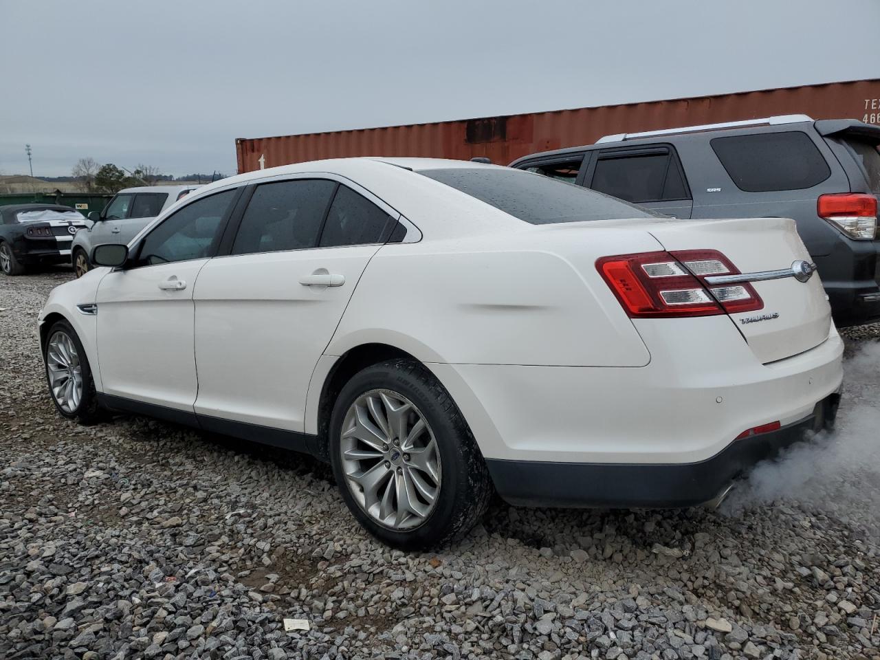 2017 Ford Taurus - Image 2