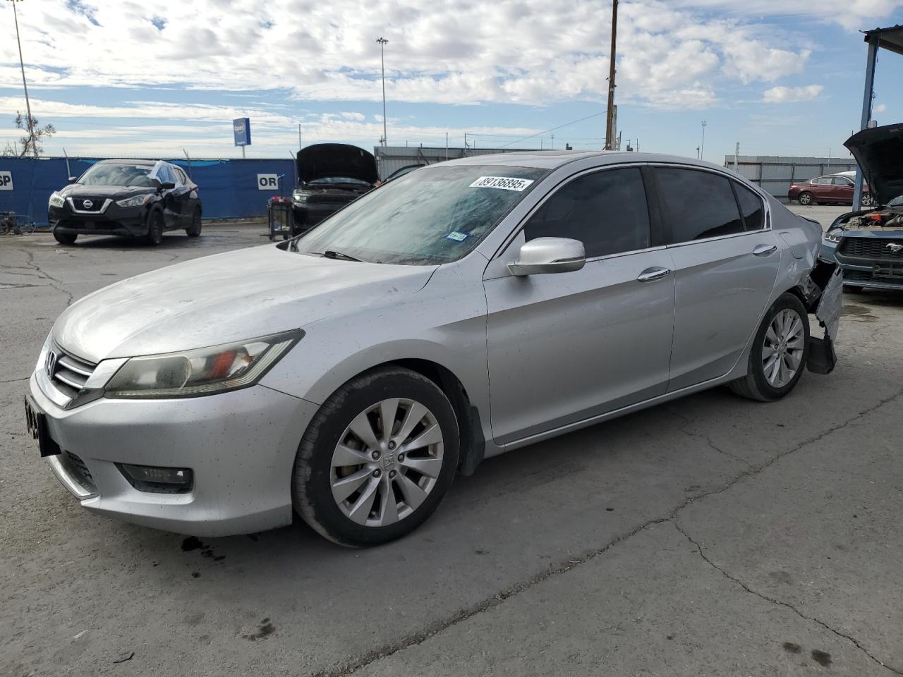 VIN 1HGCR2F77EA190899 2014 HONDA ACCORD no.1