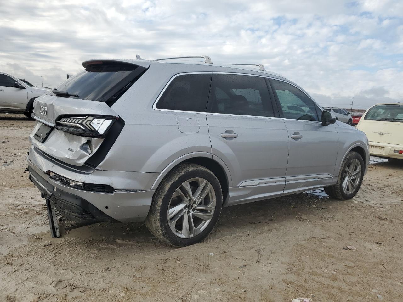 2021 Audi Q7 - Image 3