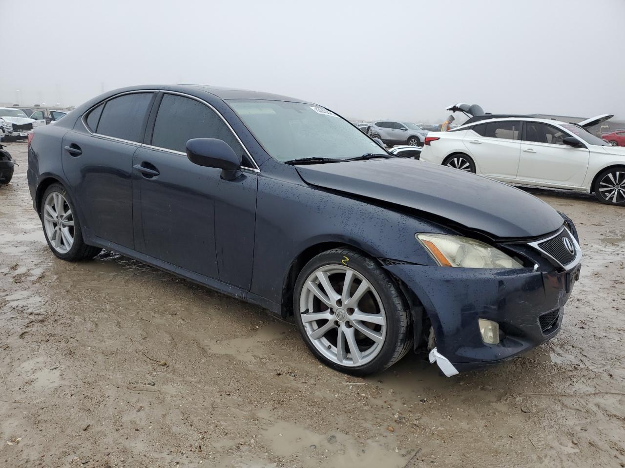 2007 Lexus IS - Image 4
