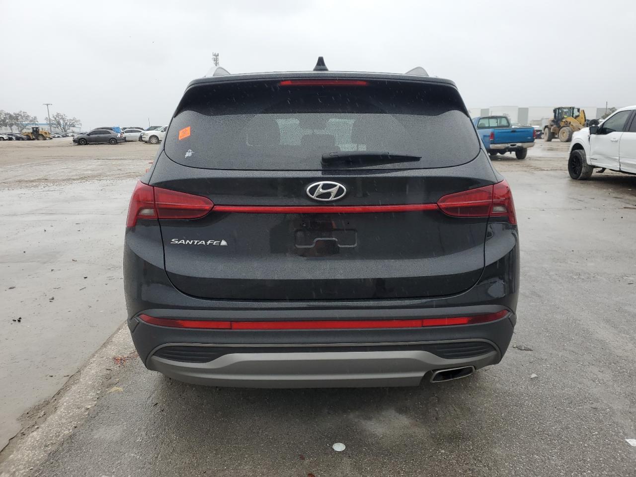 2023 Hyundai Santa Fe - Image 6