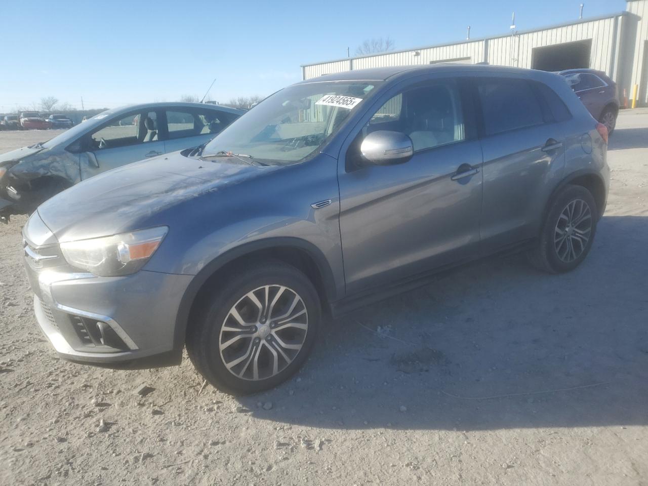 2019 Mitsubishi Outlander - Image 1