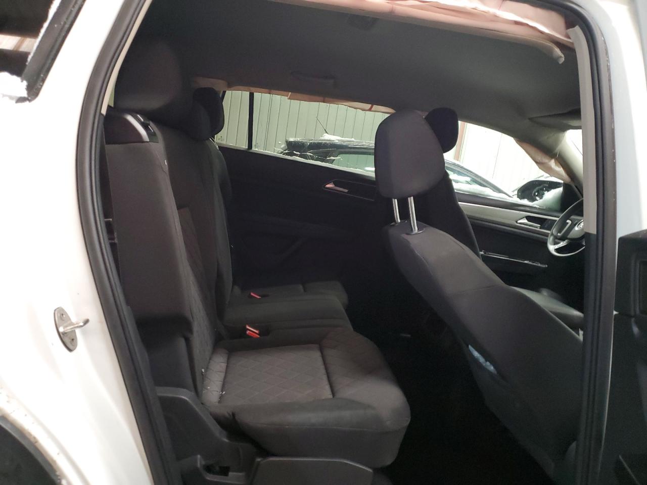 2018 Volkswagen Atlas - Image 11