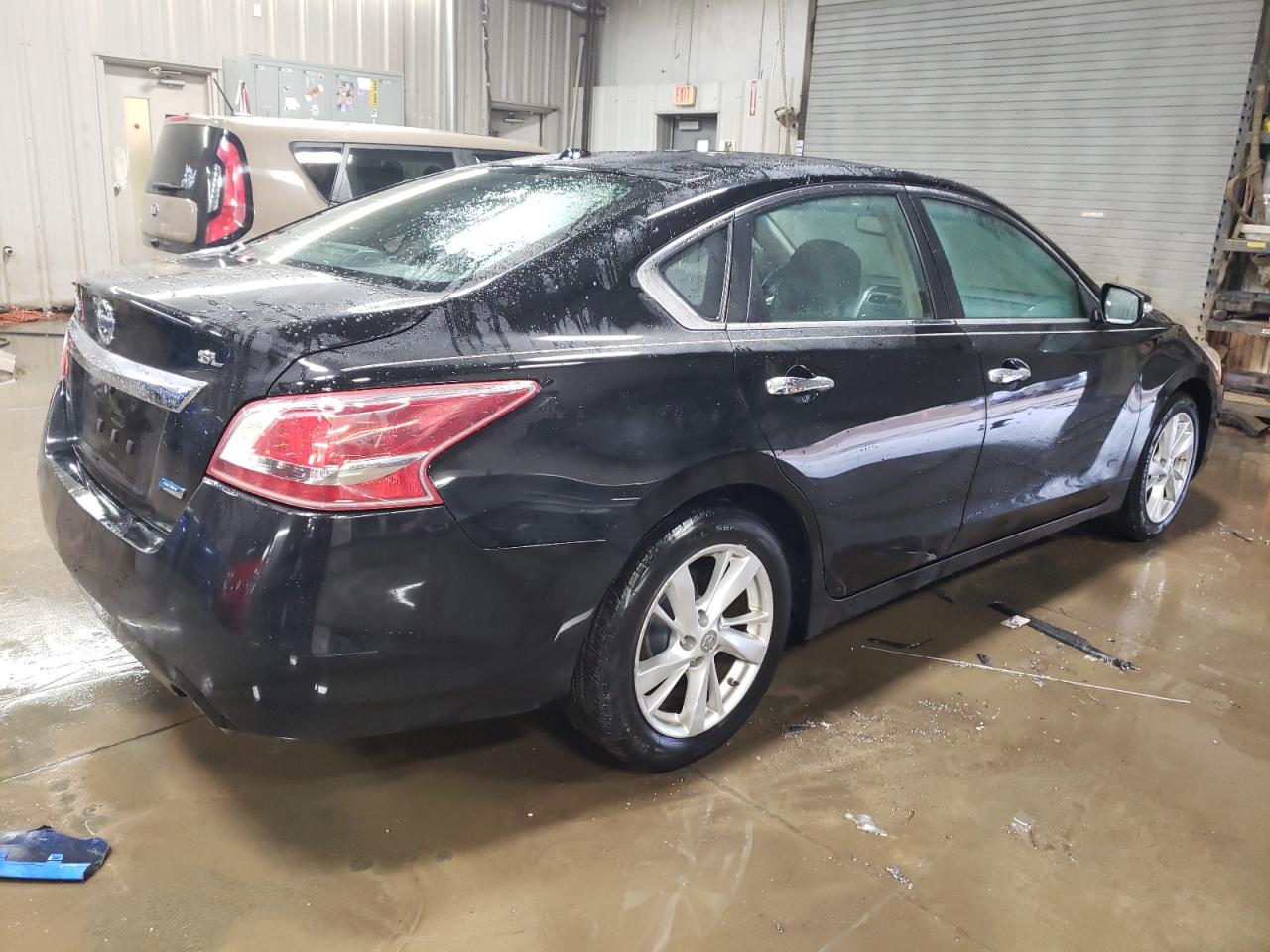 2013 Nissan Altima - Image 3