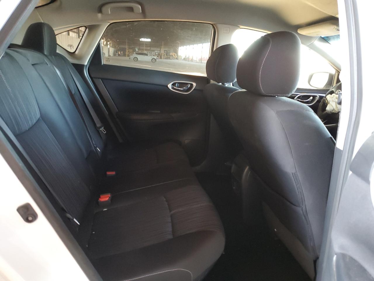 2017 Nissan Sentra - Image 11