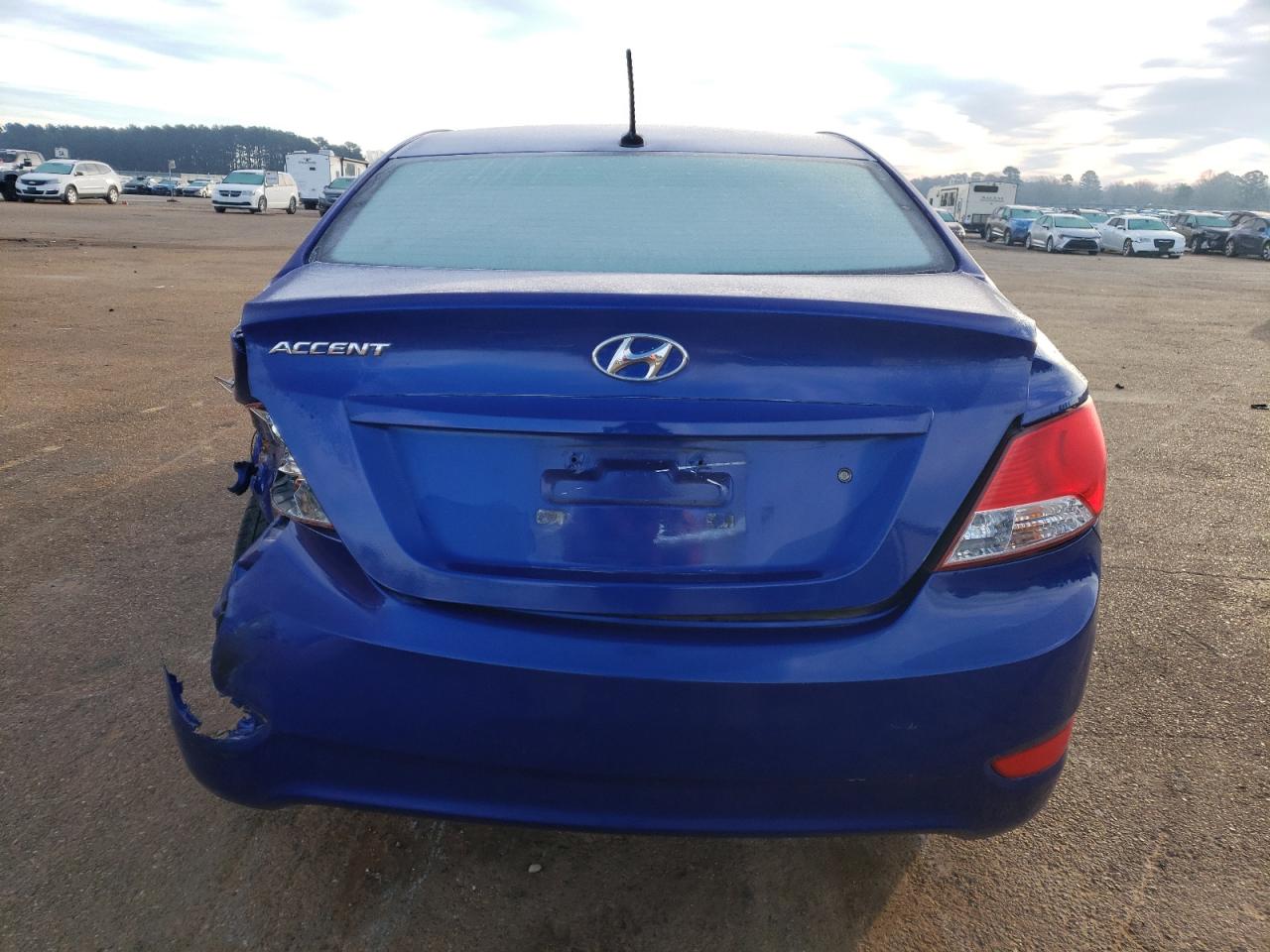 2014 Hyundai Accent - Image 6