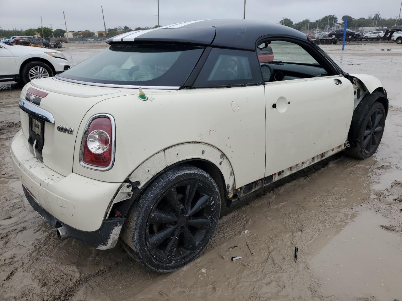 2014 MINI Cooper - Image 3