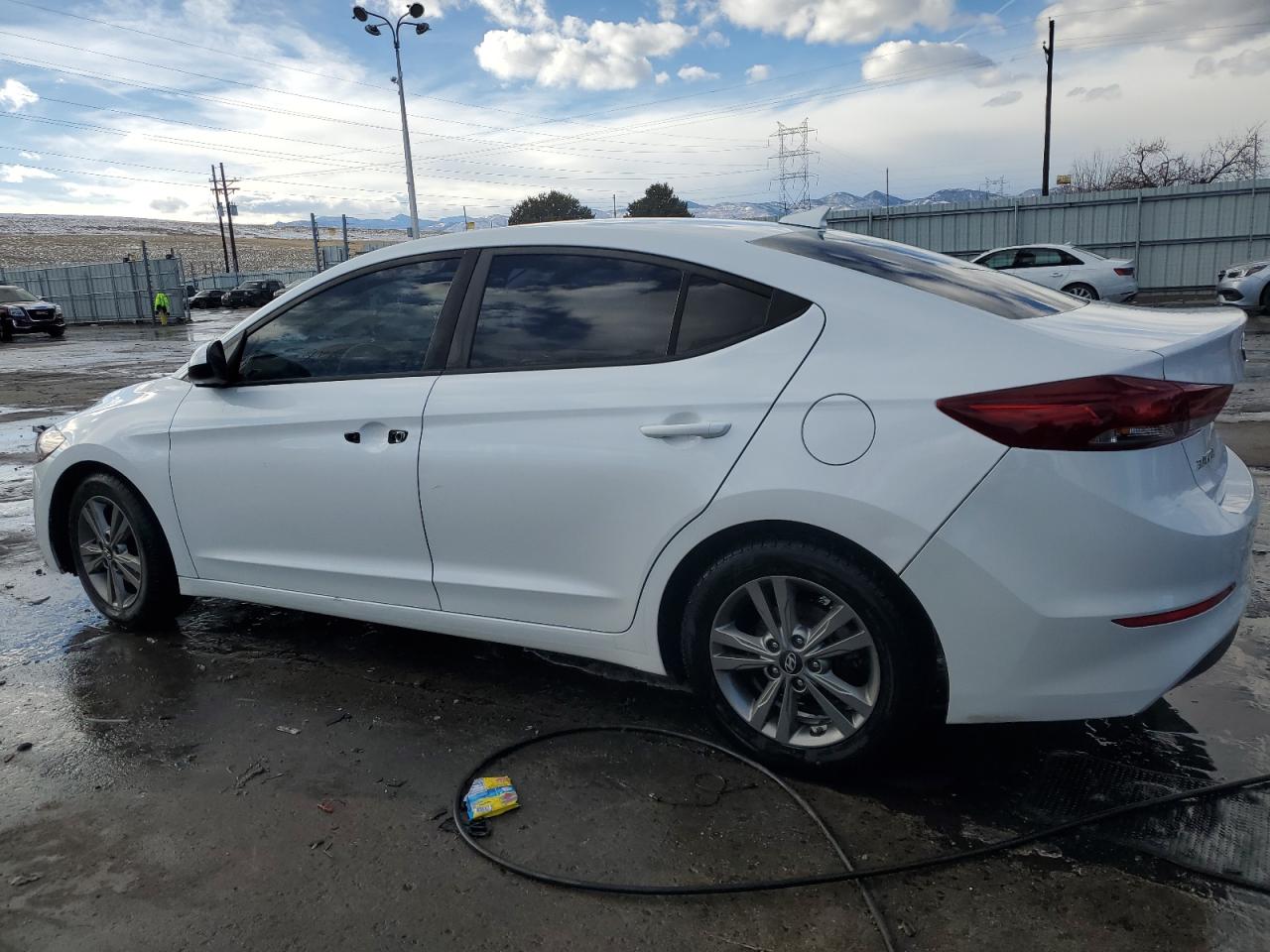 2018 Hyundai Elantra - Image 2