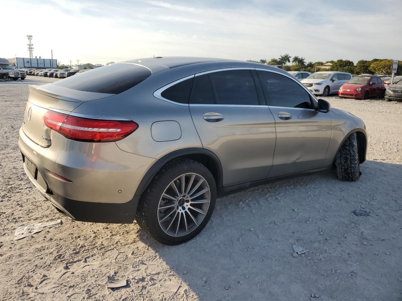 2019 Mercedes-Benz GLC - Image 3