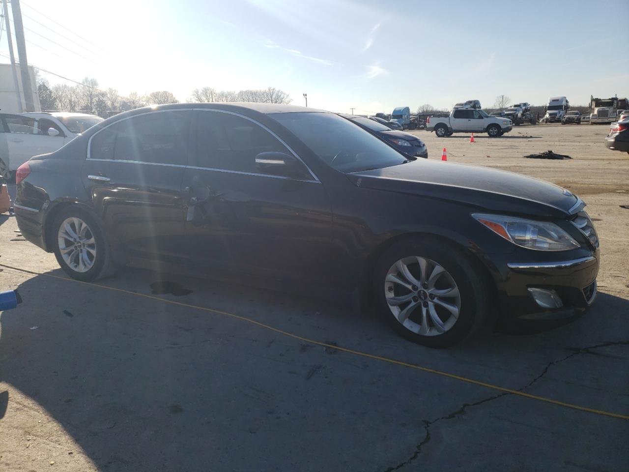2013 Hyundai Genesis - Image 4