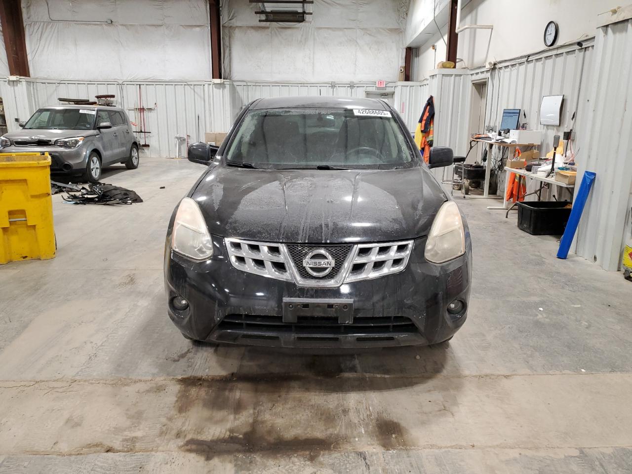 2013 Nissan Rogue - Image 5