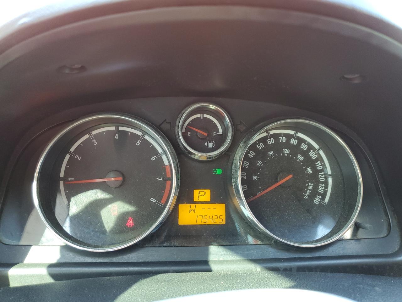 2008 Saturn VUE - Image 9