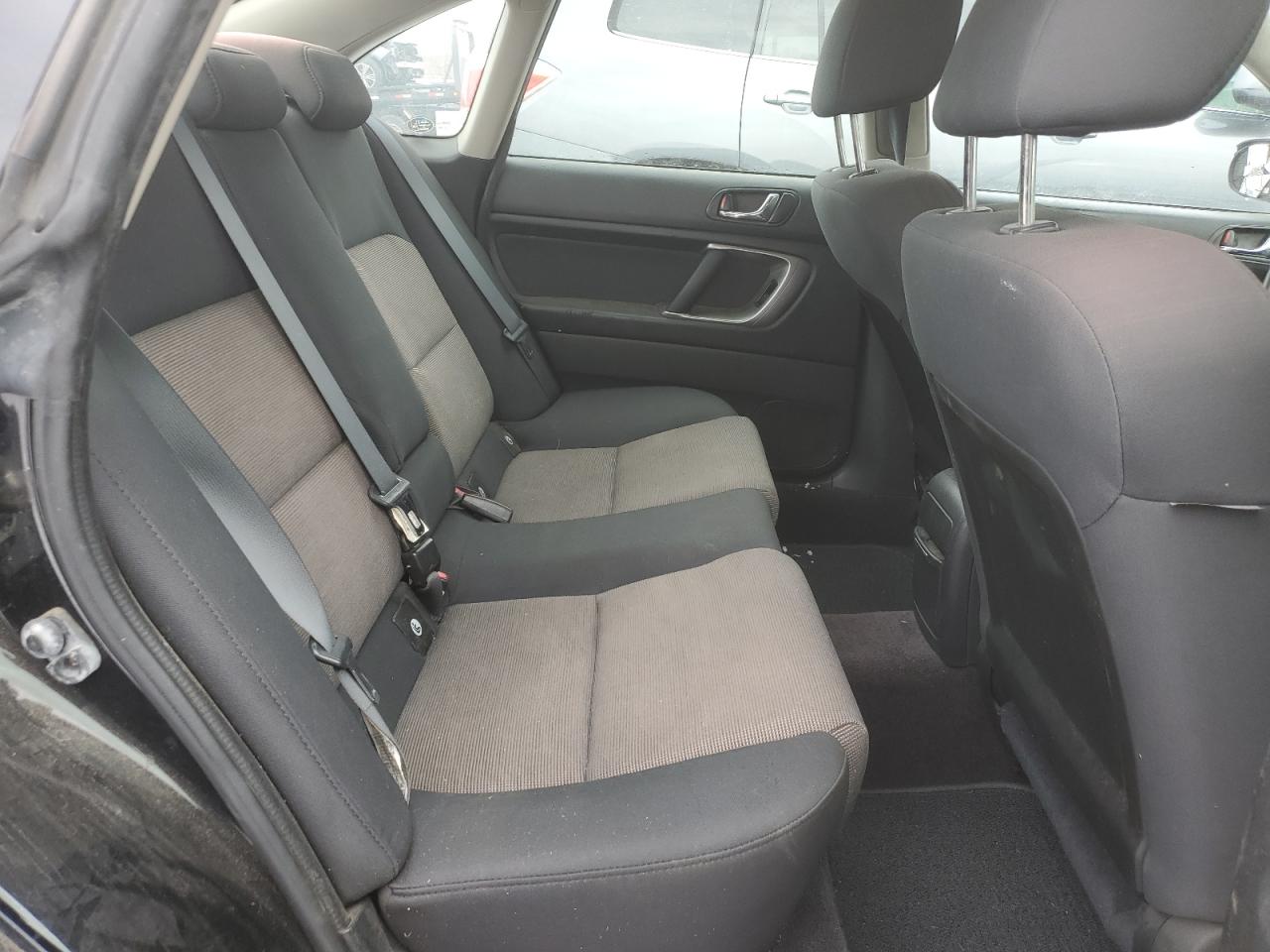 2007 Subaru Legacy - Image 10