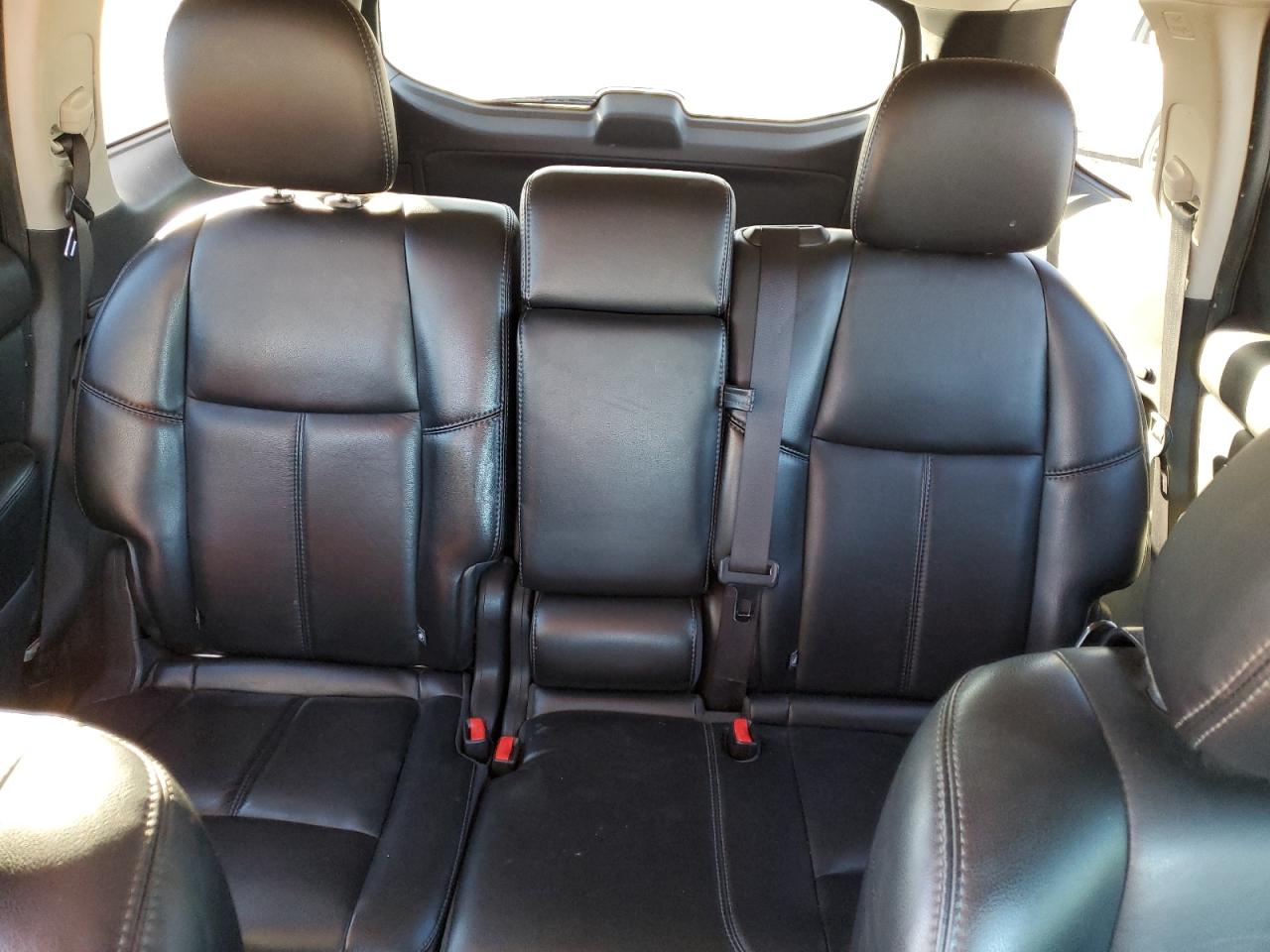 2016 Nissan Pathfinder - Image 10