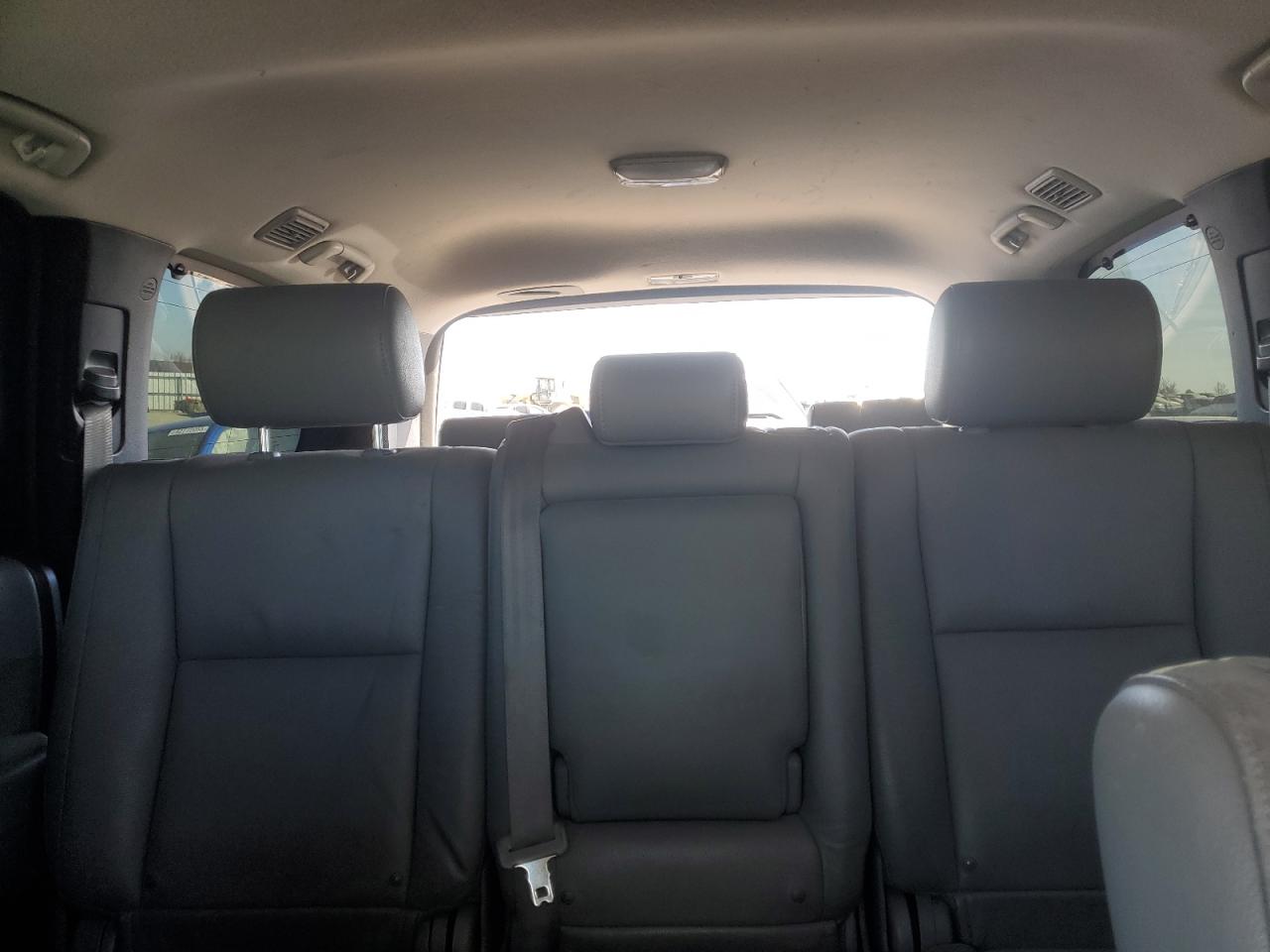 2010 Toyota Sequoia - Image 10