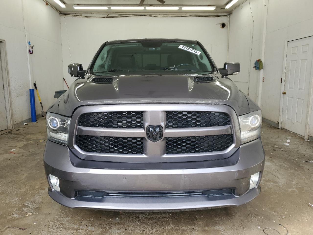2017 RAM 1500 - Image 5