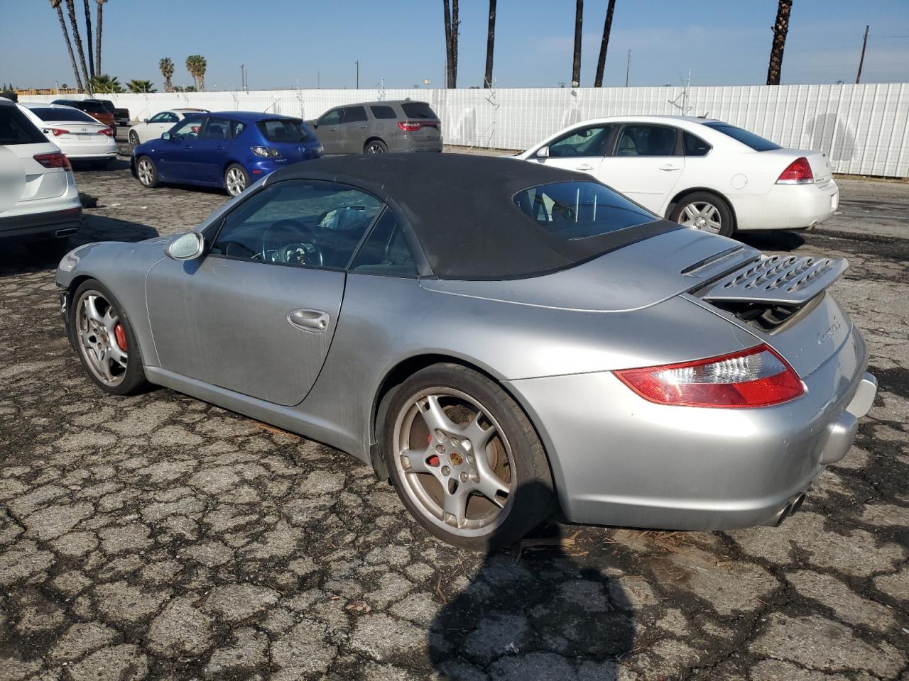 2005 Porsche 911 - Image 2