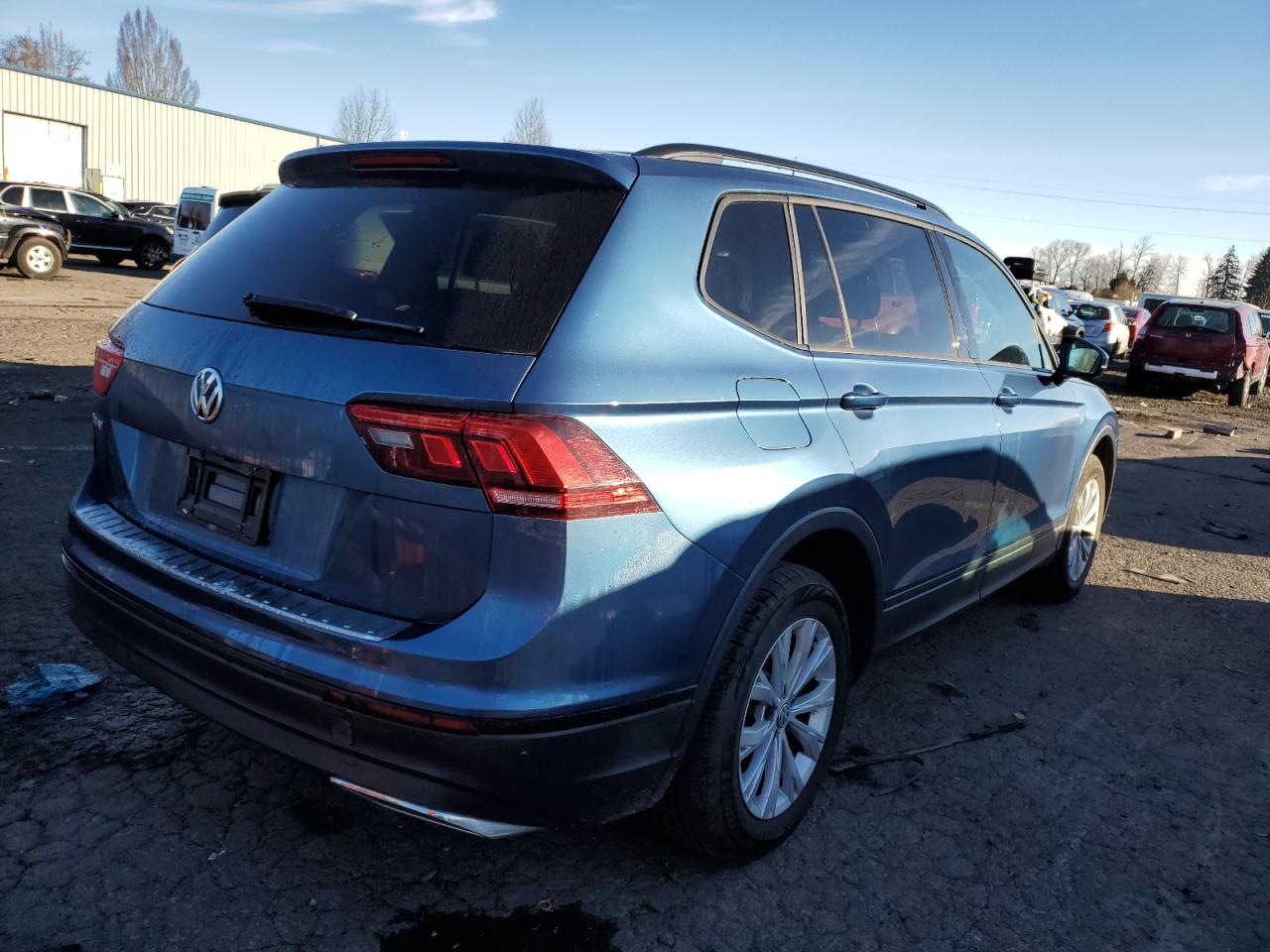 VIN 3VV1B7AX8KM121606 2019 VOLKSWAGEN TIGUAN no.3