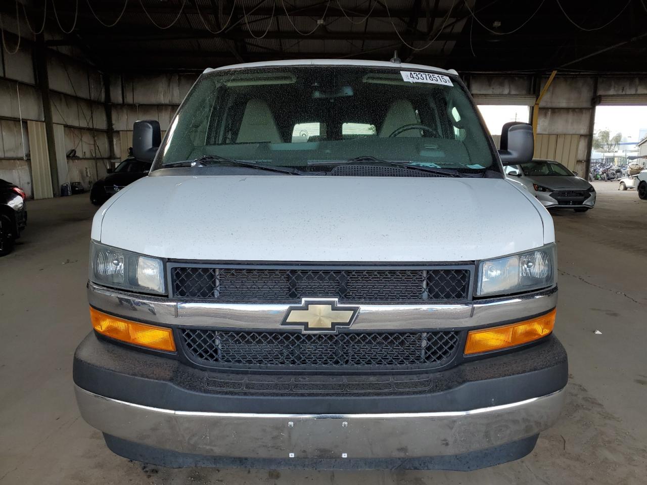 2019 Chevrolet Express - Image 5
