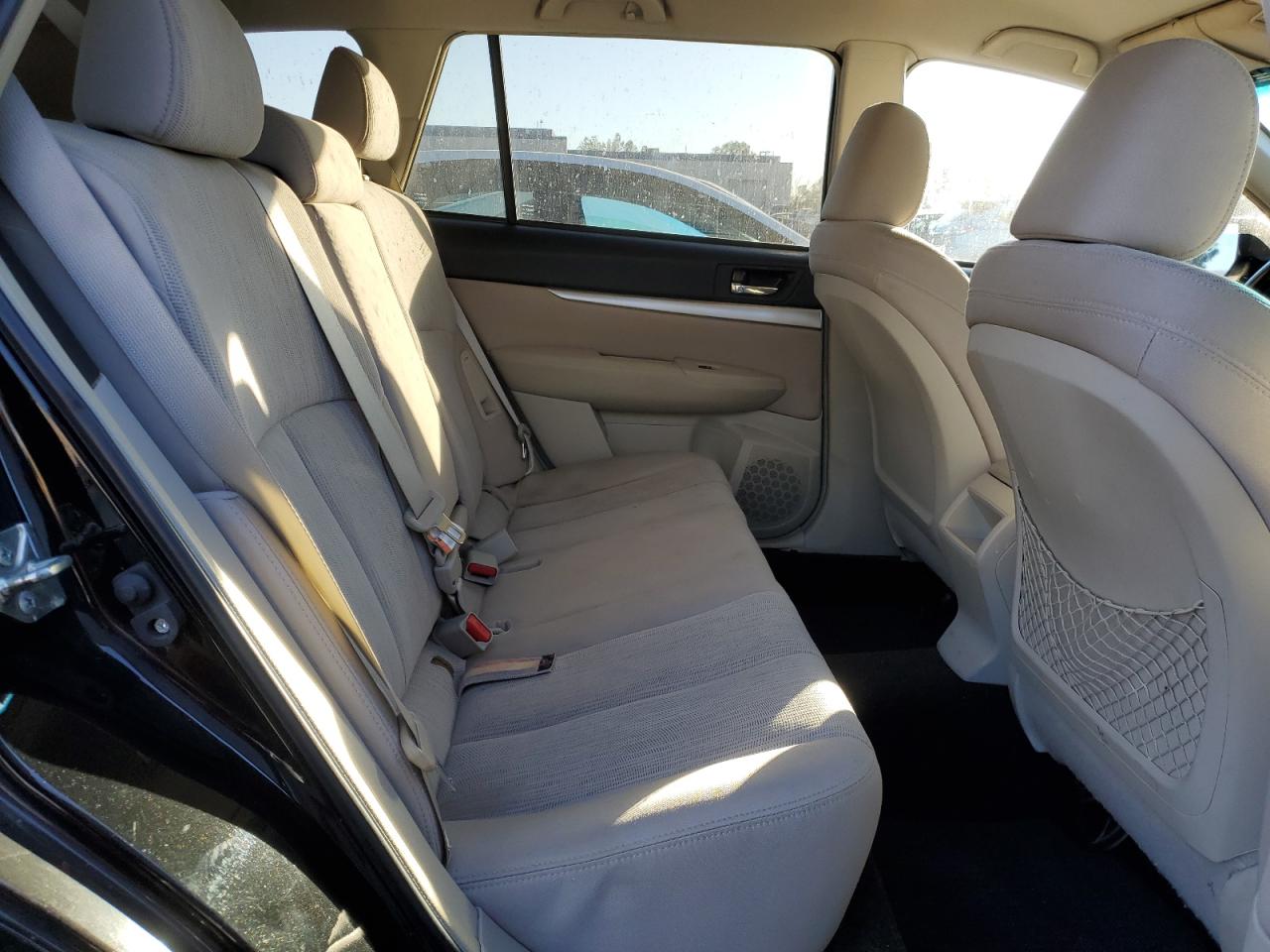 2014 Subaru Outback - Image 10