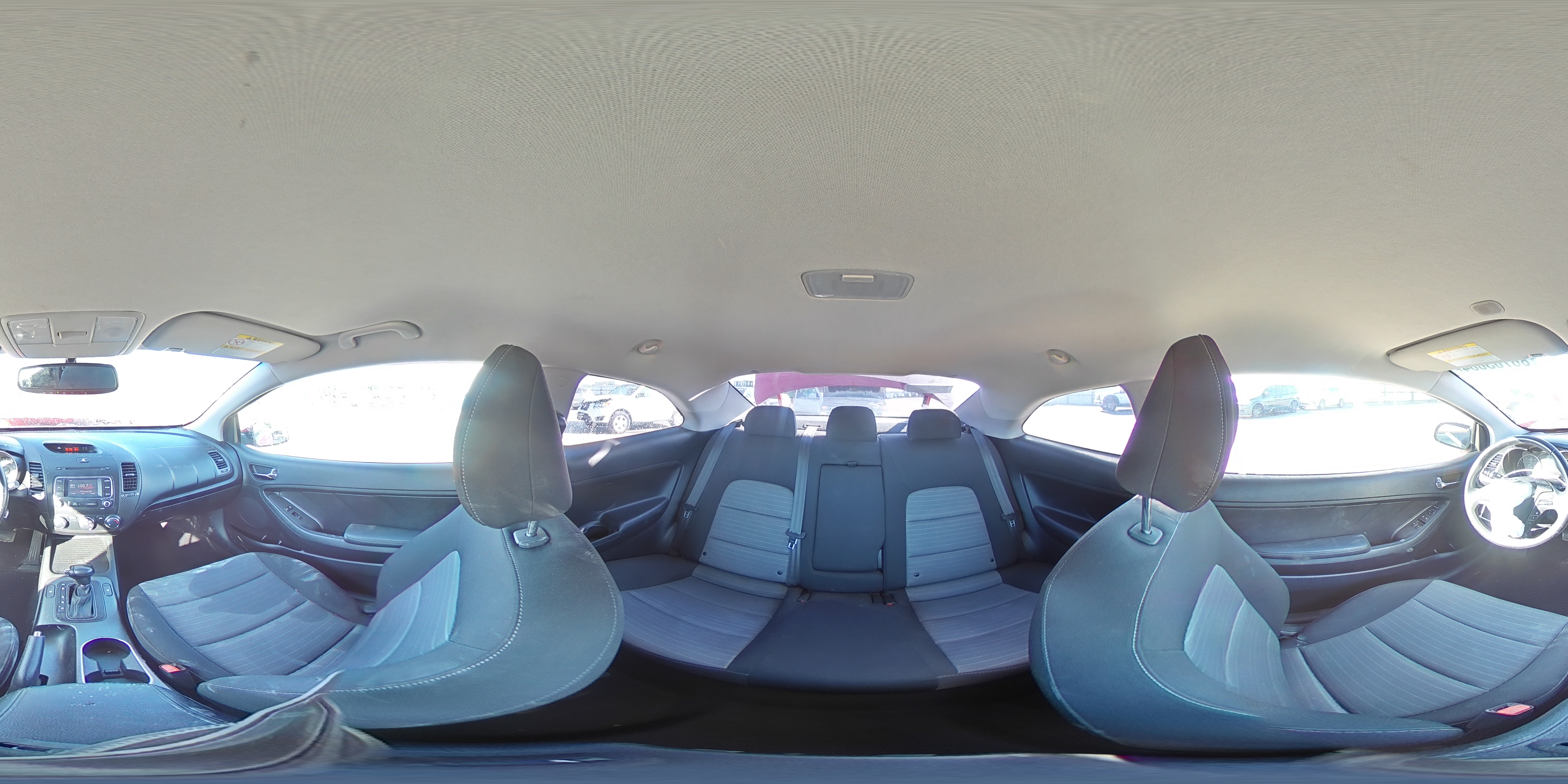 2016 Kia Forte - Image 12