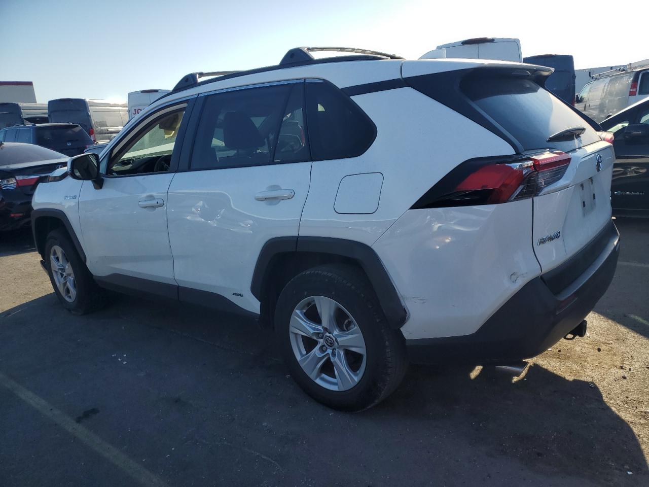 2021 Toyota RAV 4 - Image 2