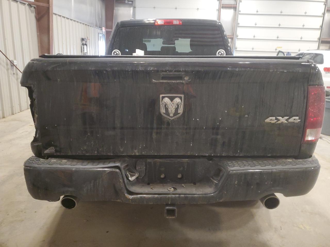 2016 RAM 1500 - Image 6