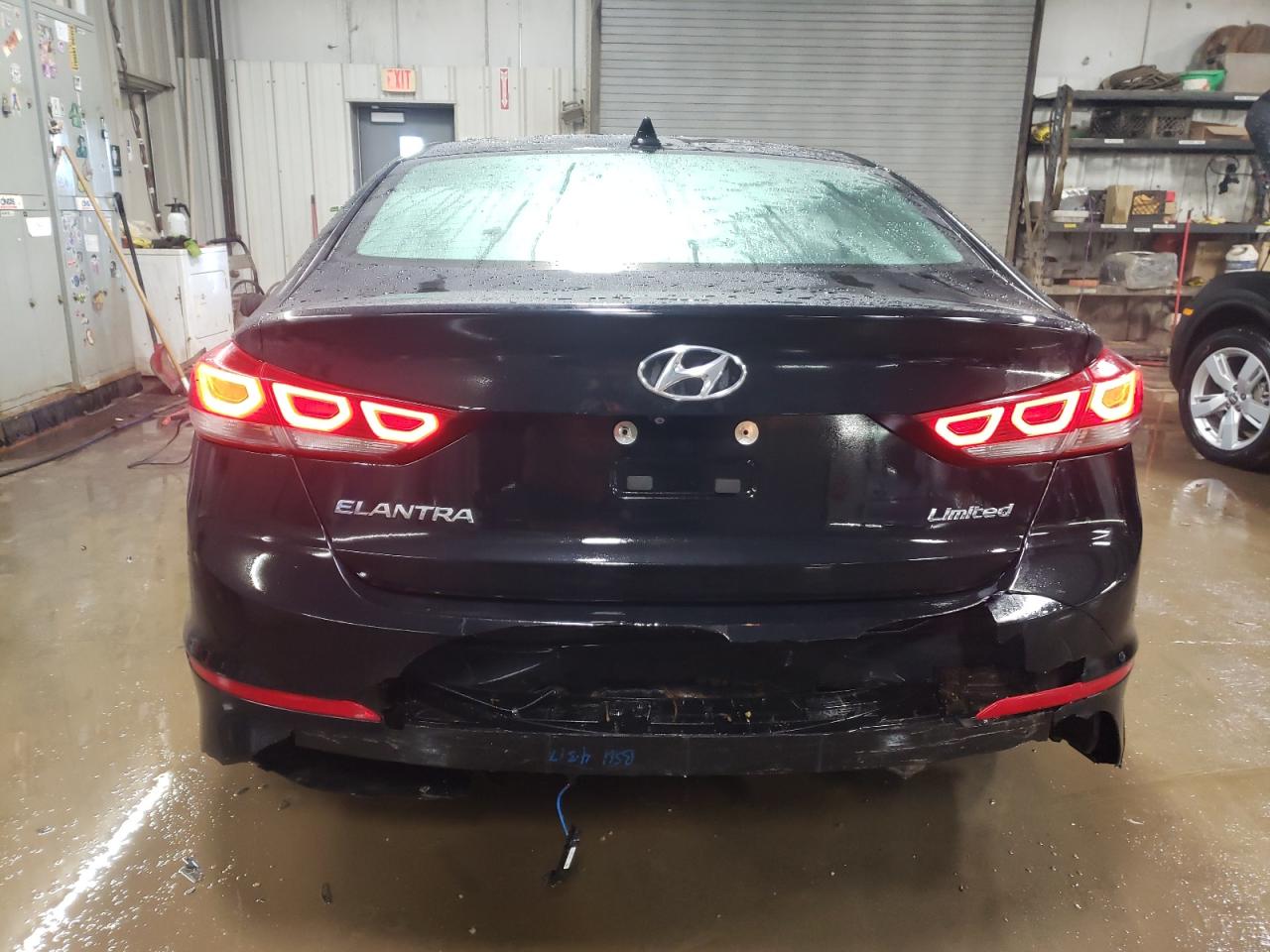 2018 Hyundai Elantra - Image 6