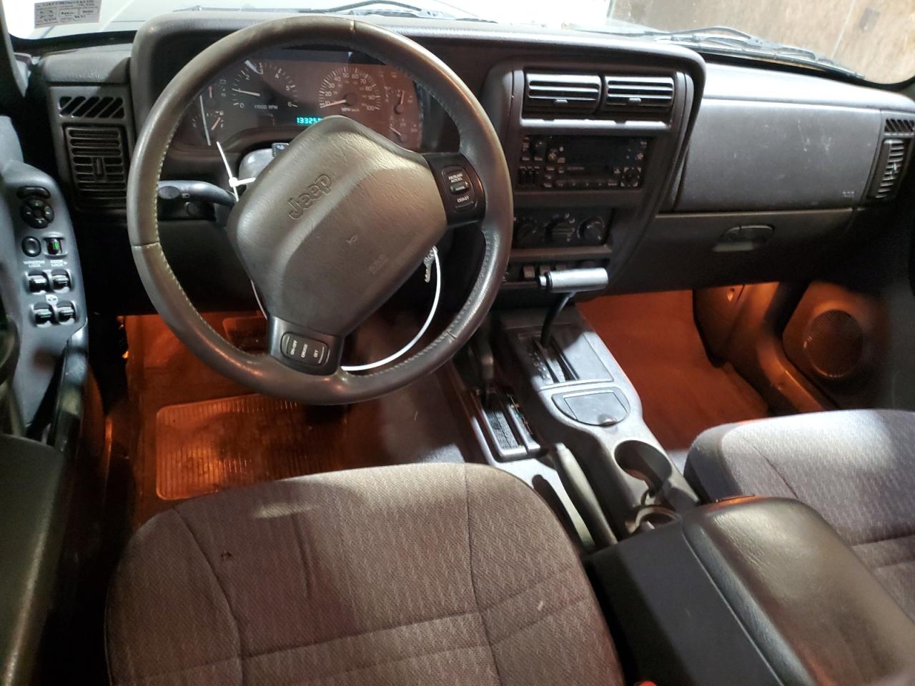 2001 Jeep Grand Cherokee - Image 8