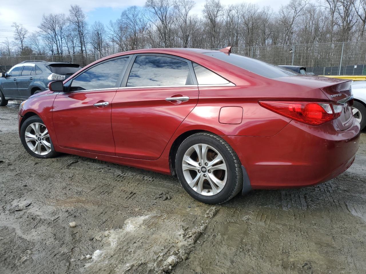 2013 Hyundai Sonata - Image 2