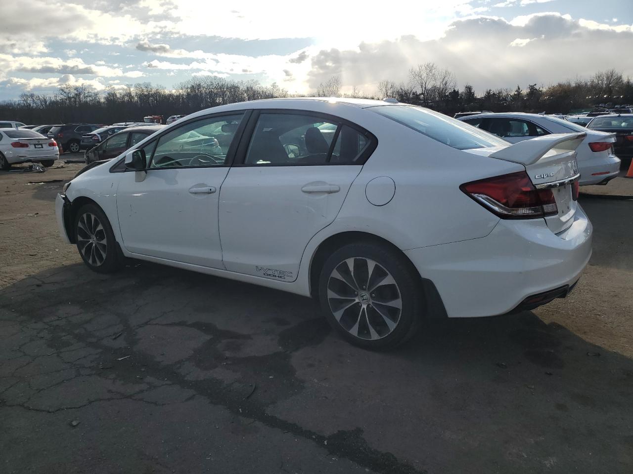 VIN 2HGFB6E53DH705955 2013 HONDA CIVIC no.2