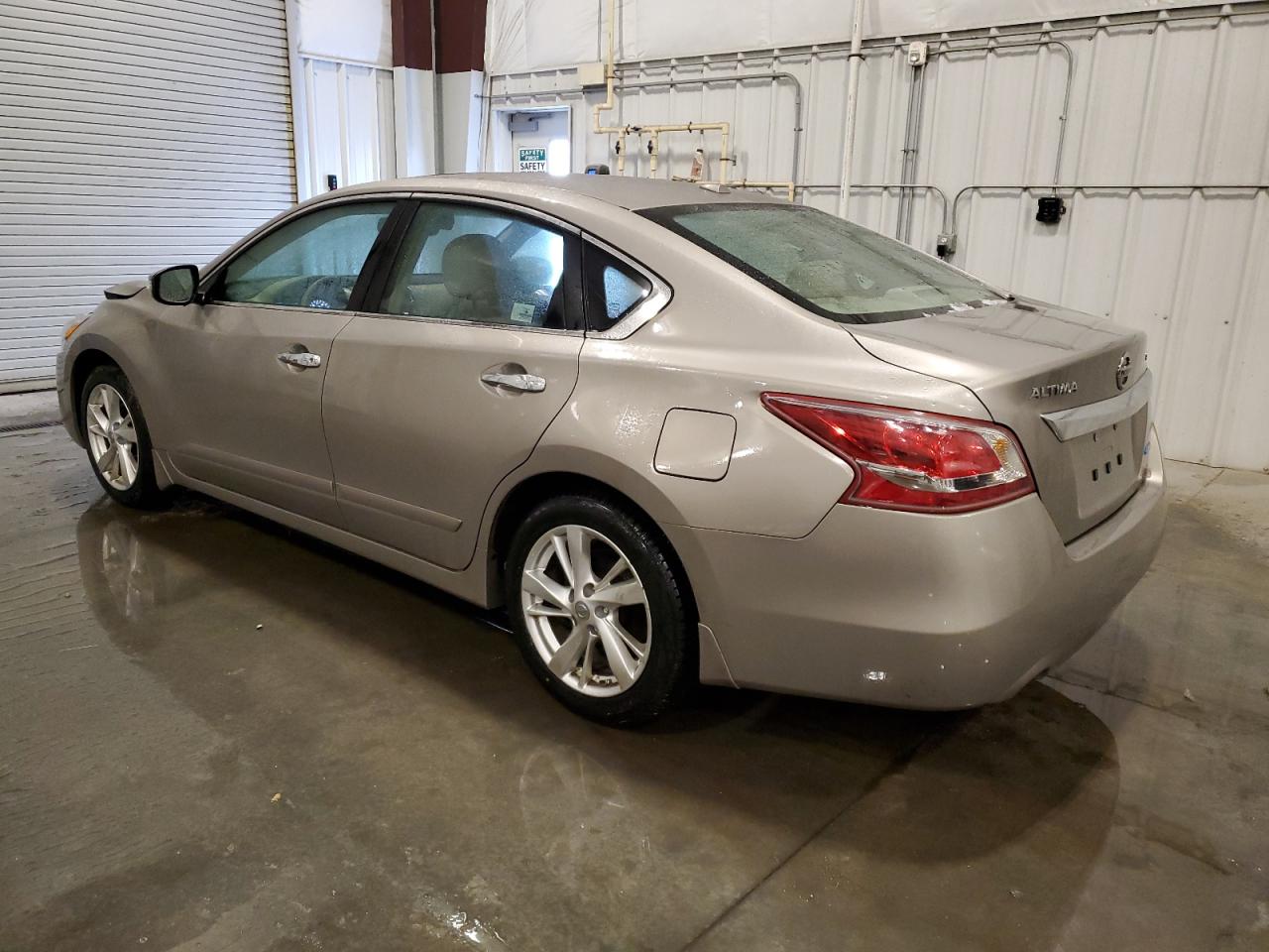 2013 Nissan Altima - Image 2