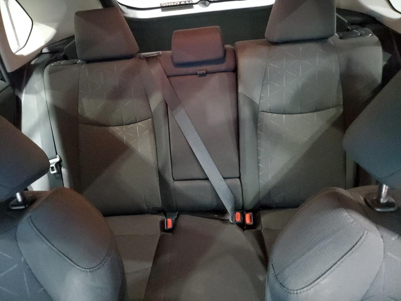2020 Toyota RAV 4 - Image 10