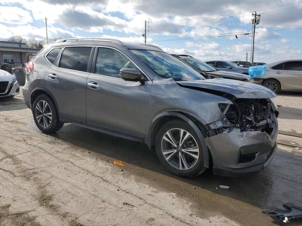 VIN 5N1AT2MT6KC771216 2019 NISSAN ROGUE no.4