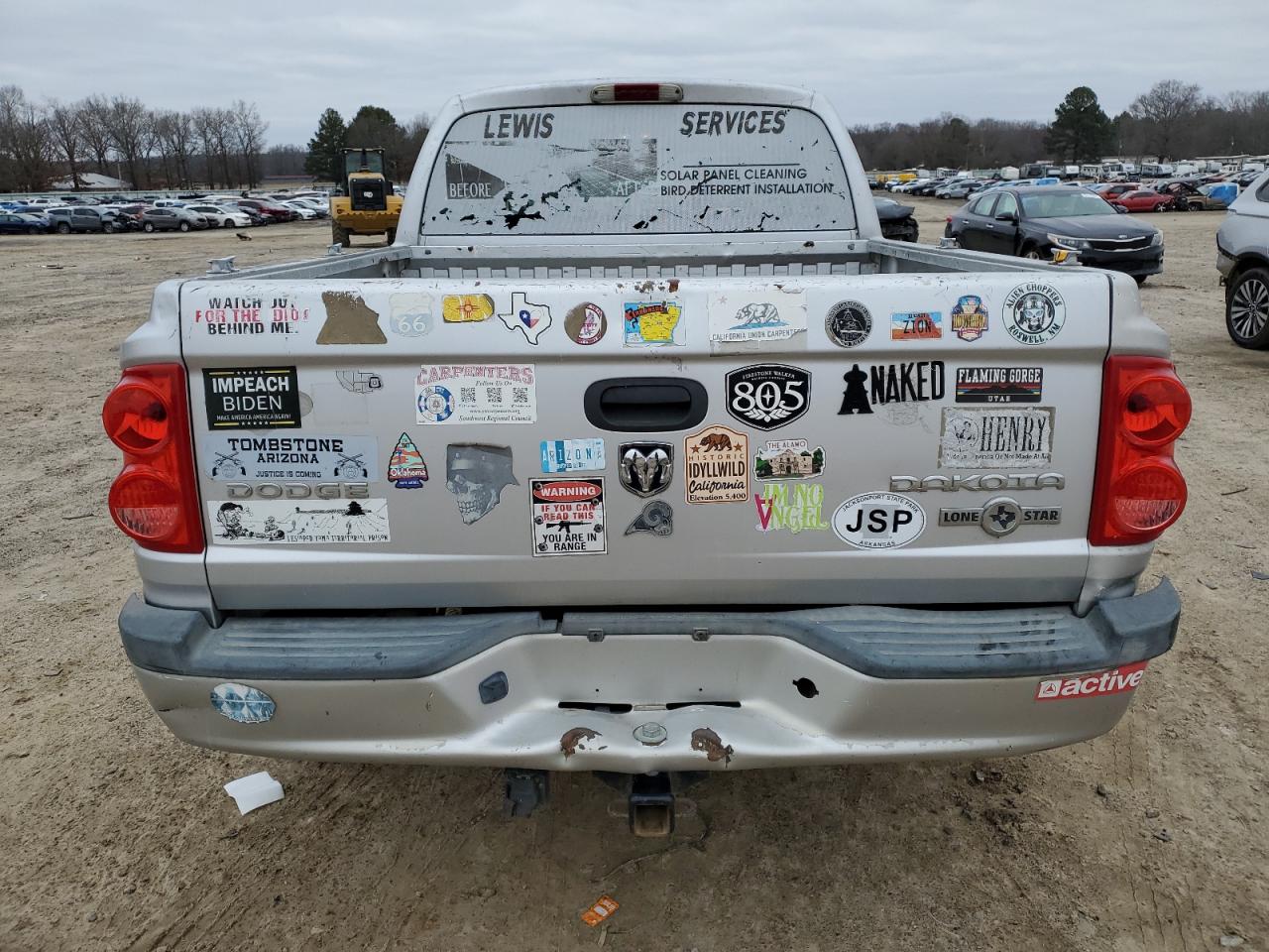2010 Dodge Dakota - Image 6