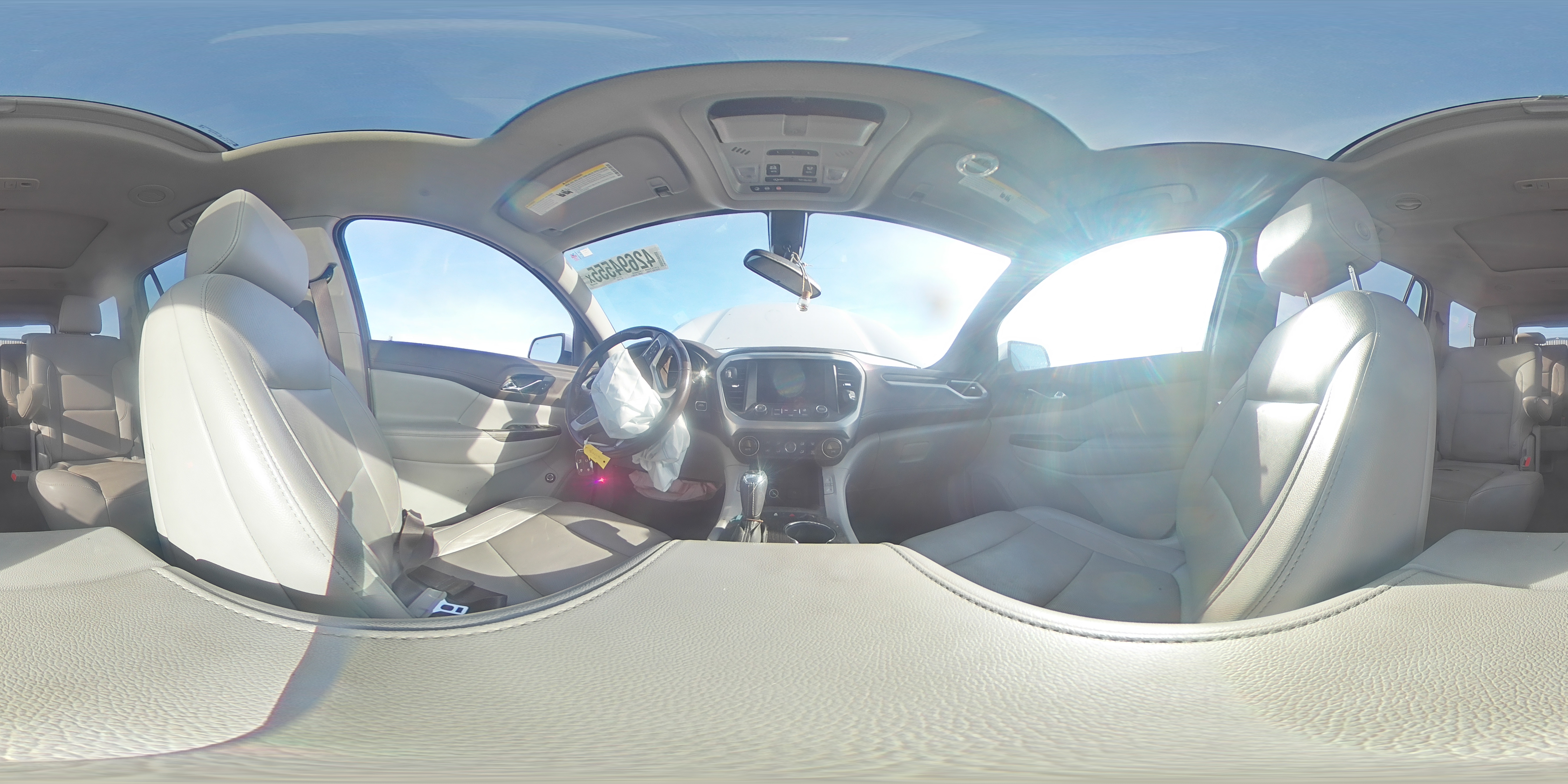 2019 GMC Acadia - Image 16
