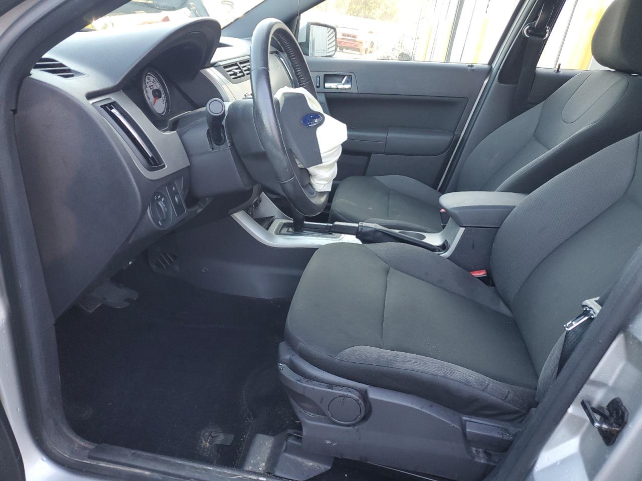 2009 Ford Focus - Image 7