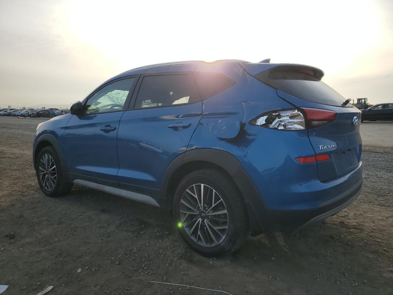 2021 Hyundai Tucson - Image 2